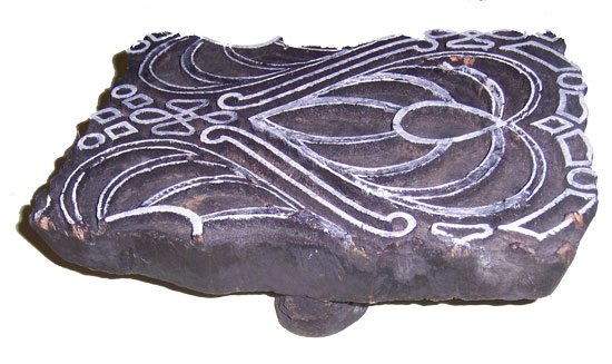 carved-wood-stamp-01