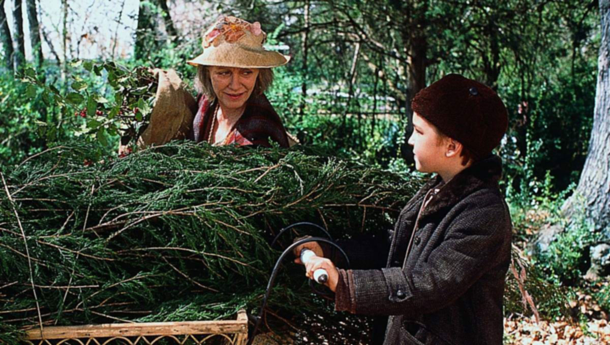 review hallmark 39 s a christmas memory willow and thatch christmas memory by truman capote