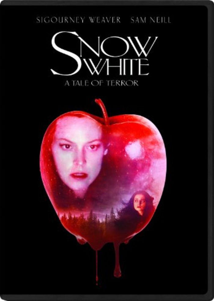 Snow White: A Tale of Terror (1997)